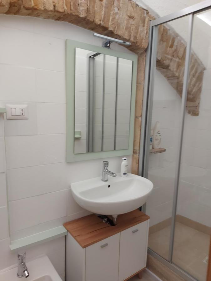 Casavacanze Vicolo Mentana Foligno Luaran gambar